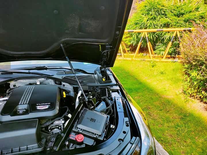 Фото 9 - Cadillac CT6