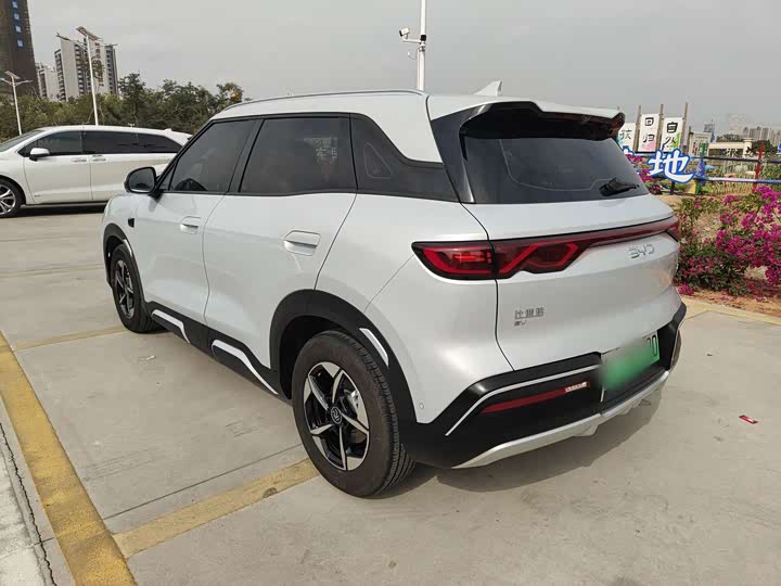 Фото 4 - BYD Yuan Up