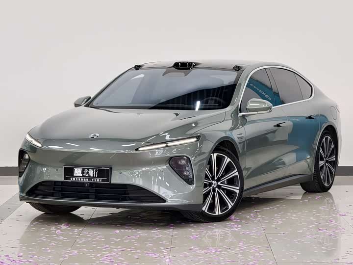 Фото 1 - Nio ET7