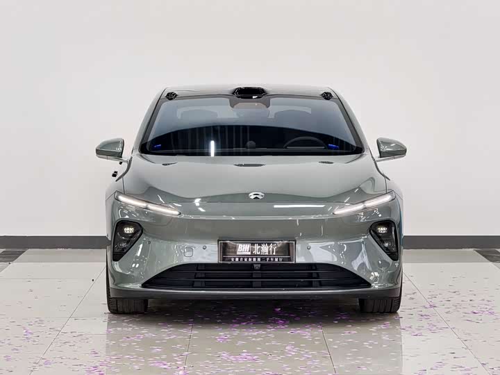 Фото 2 - Nio ET7