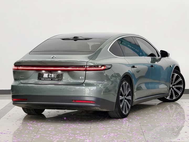 Фото 3 - Nio ET7
