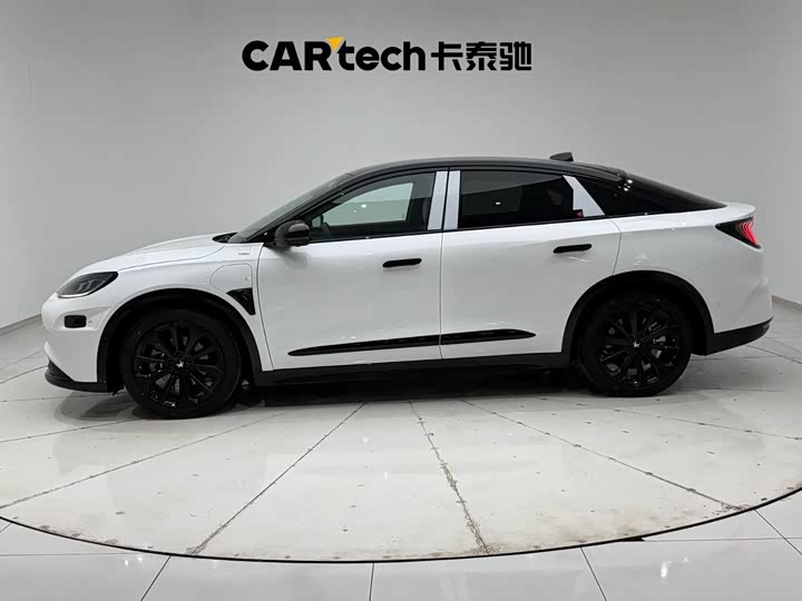 Фото 6 - BAIC Arcfox Alpha S6