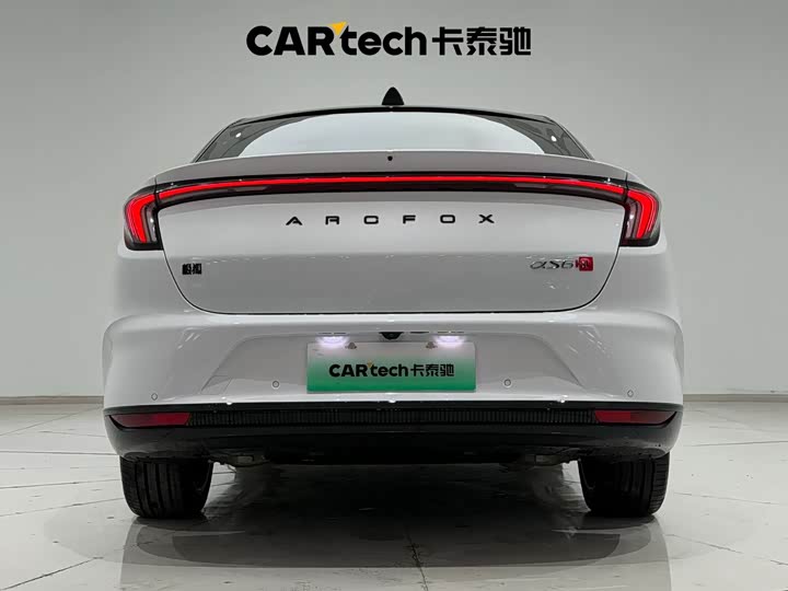 Фото 9 - BAIC Arcfox Alpha S6
