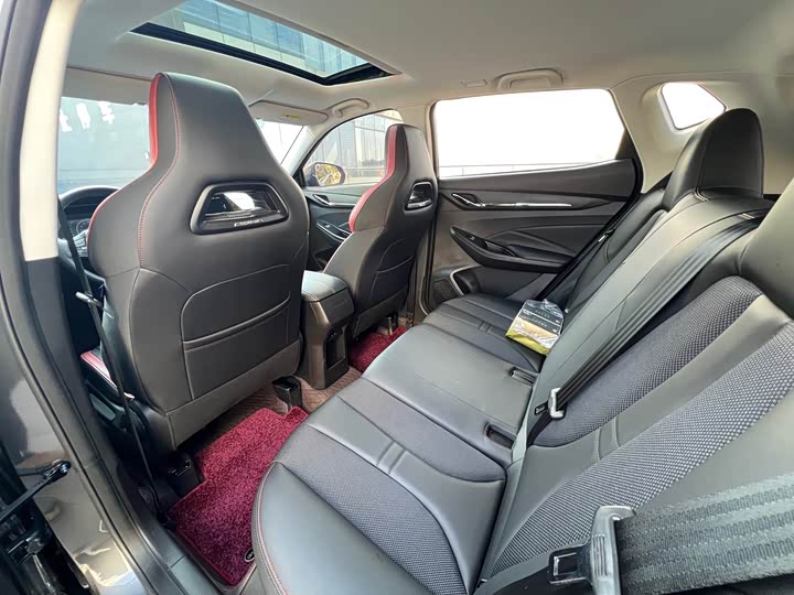 Фото 8 - Changan Oshan X5