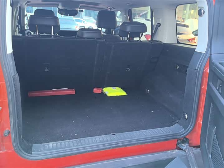 Фото 4 - Tank 300