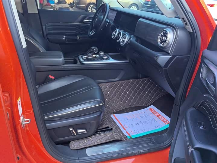 Фото 8 - Tank 300