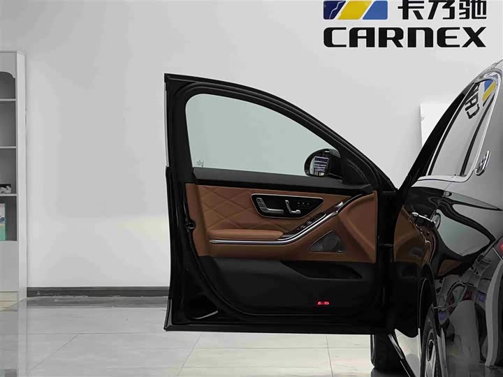 Фото 5 - Mercedes-Benz Maybach S-Class