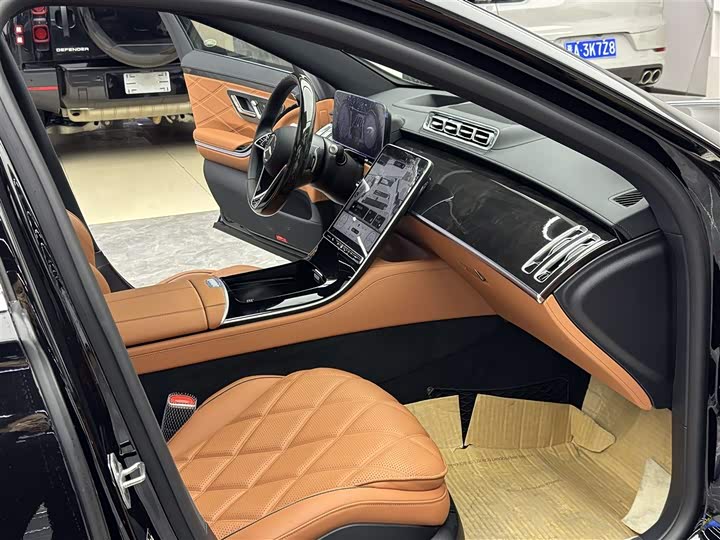 Фото 8 - Mercedes-Benz Maybach S-Class
