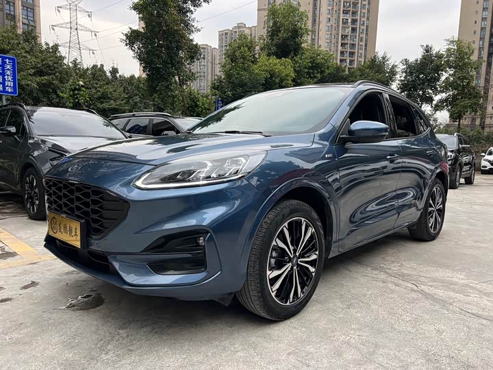 Фото 1 - Ford Escape