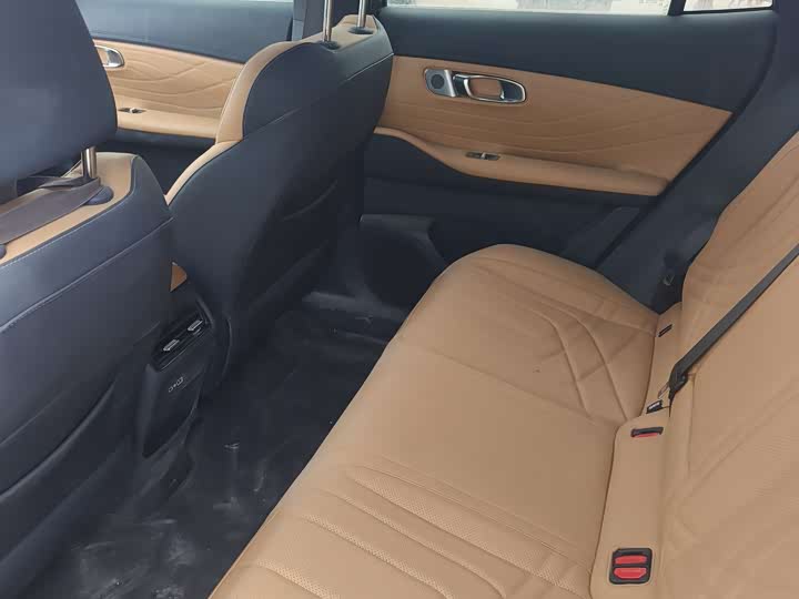 Фото 5 - Geely Galaxy Starship 7