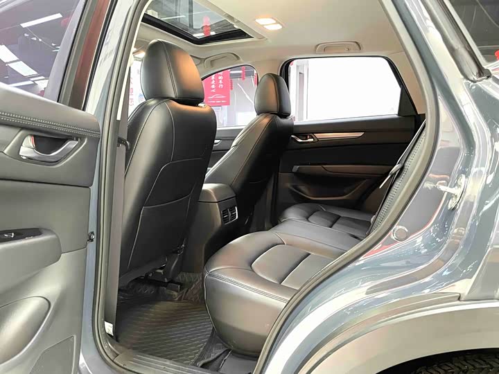 Фото 8 - Mazda CX-5