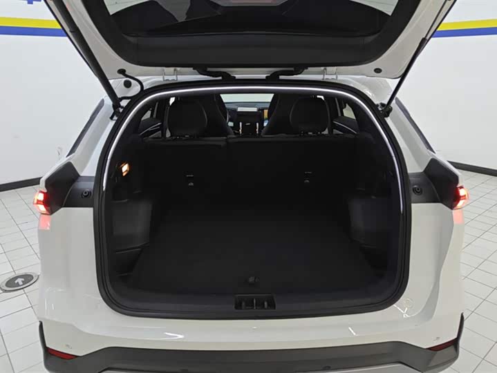 Фото 4 - Geely Galaxy L7