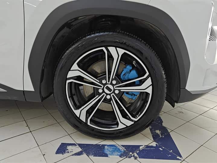 Фото 6 - Geely Galaxy L7