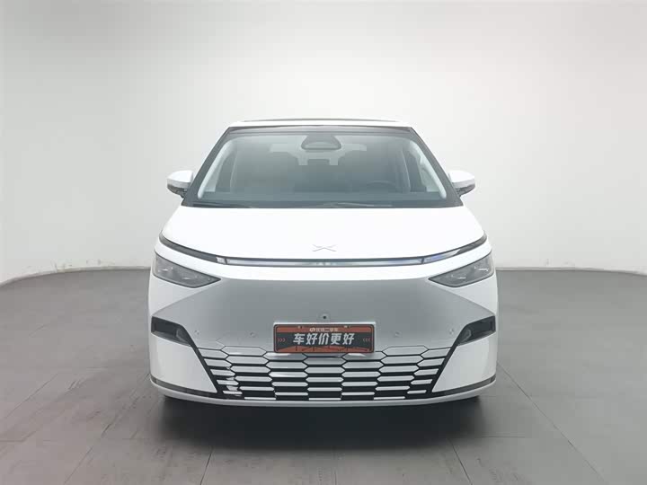 Фото 3 - XPeng X9