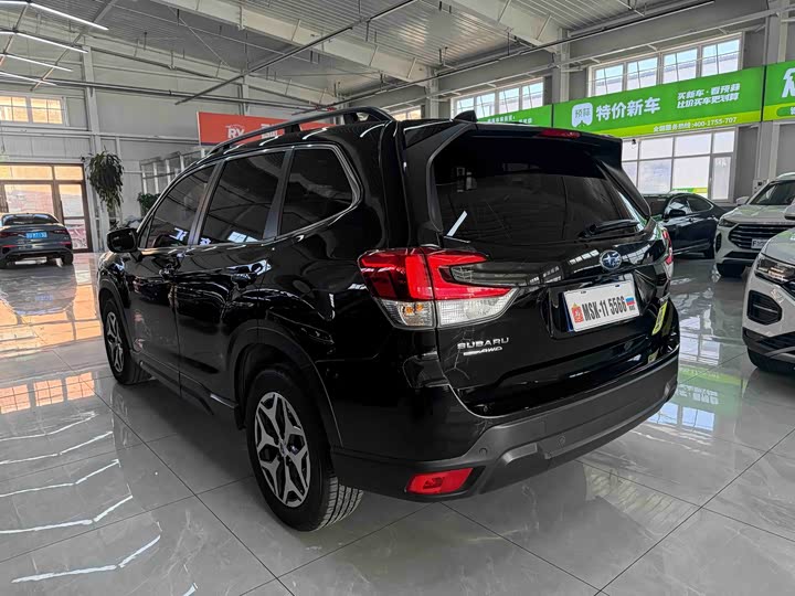 Фото 6 - Subaru Forester