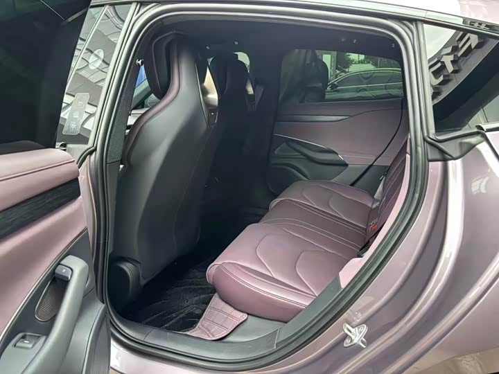 Фото 5 - Xiaomi SU7