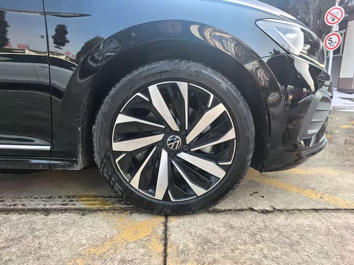 Фото 8 - Volkswagen Passat