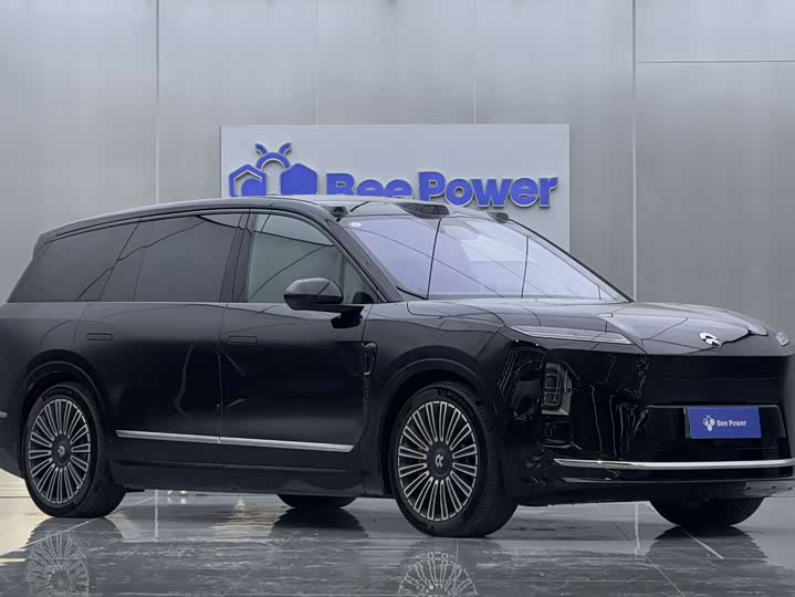 Фото 3 - Nio ES8