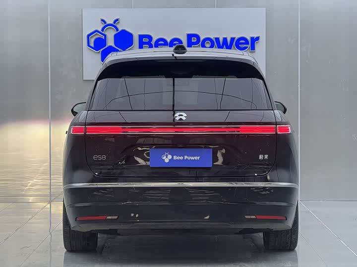 Фото 5 - Nio ES8