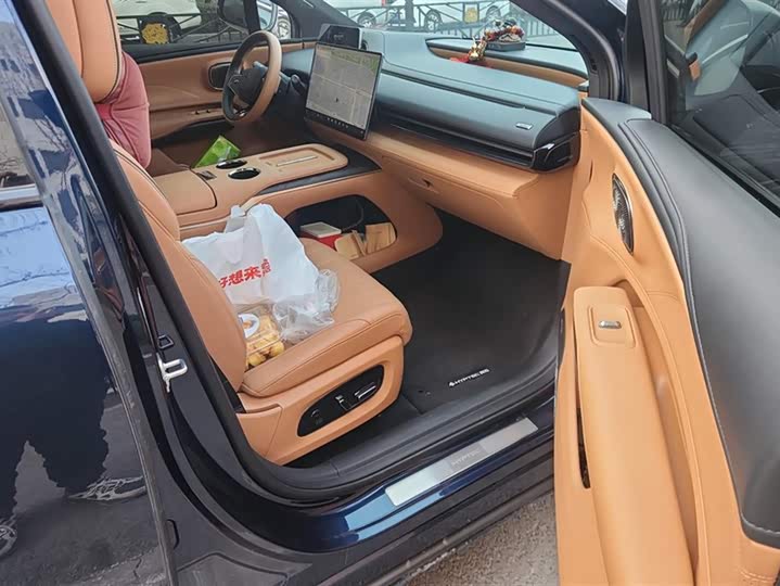 Фото 8 - GAC Hyptec HL