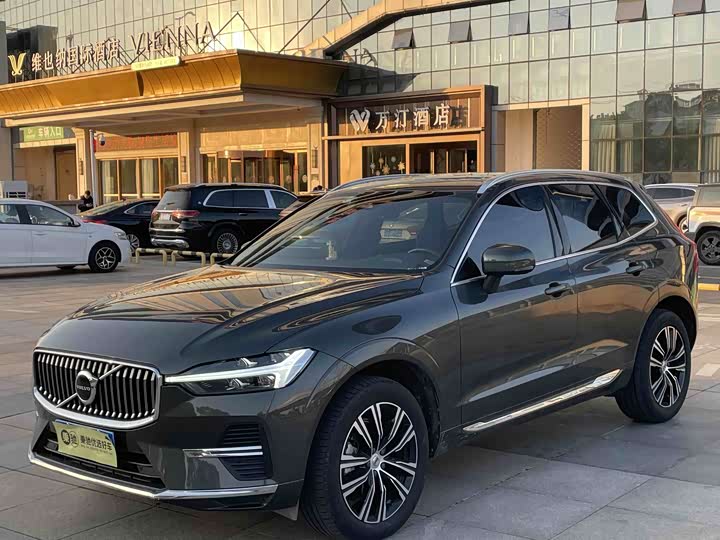 Фото 1 - Volvo XC60