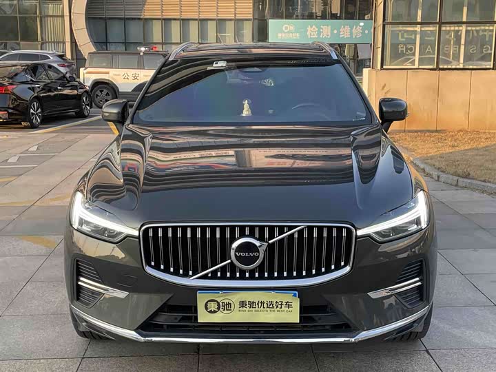 Фото 2 - Volvo XC60