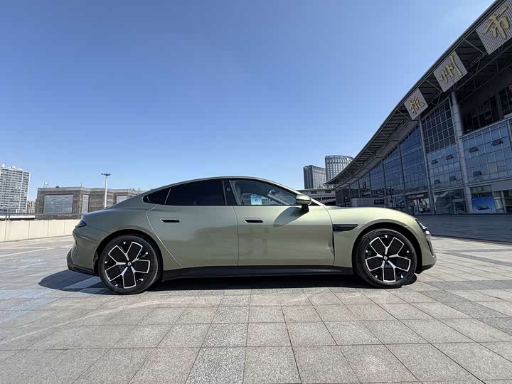 Фото 4 - Xiaomi SU7