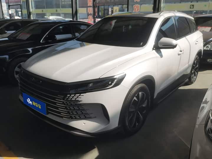 Фото 1 - BYD Sea Lion 05 DM-i Hybrid