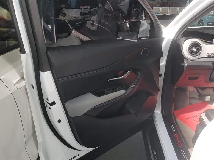 Фото 7 - BYD Sea Lion 05 DM-i Hybrid