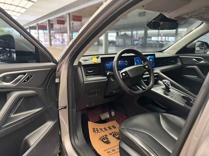 Фото 4 - Roewe RX5