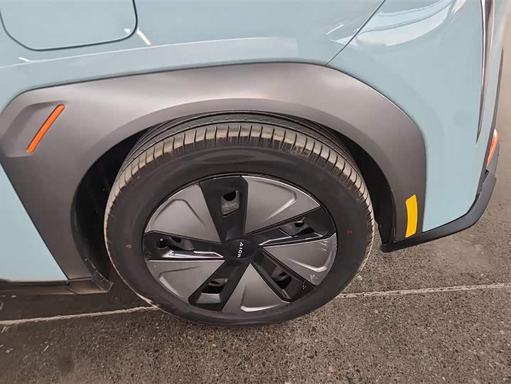 Фото 6 - GAC Aion Y