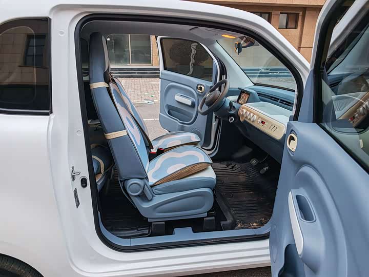 Фото 8 - Bestune Pony