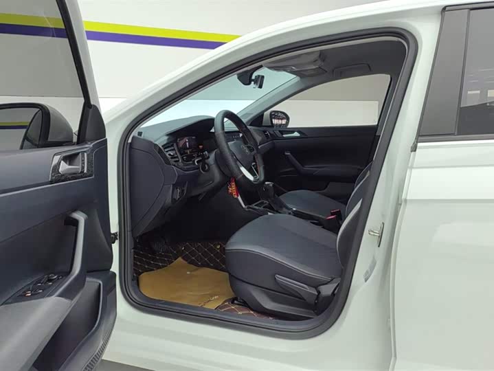 Фото 9 - Volkswagen Lavida