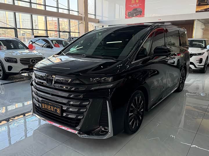 Фото 2 - Toyota Vellfire