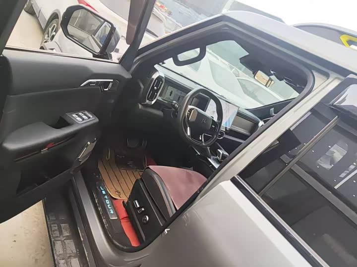 Фото 6 - Jetour T2