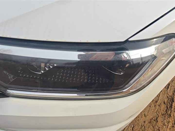 Фото 5 - Volkswagen Lavida