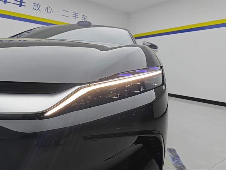 Фото 5 - BYD Han