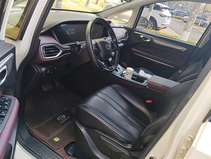 Фото 9 - GAC Trumpchi M6