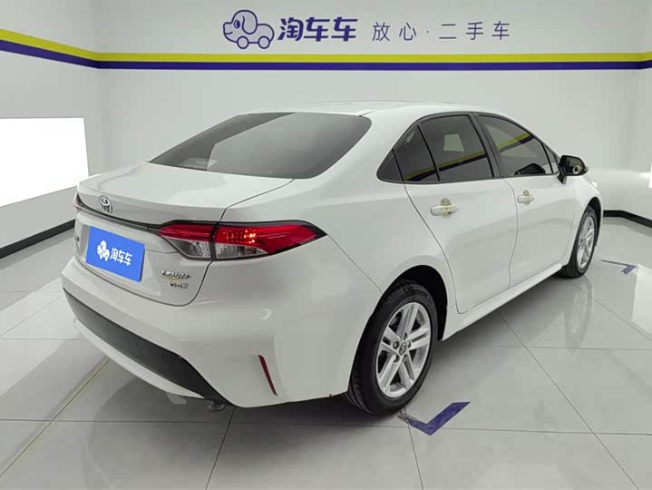 Фото 3 - Toyota Levin