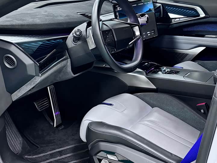 Фото 5 - HiPhi Z