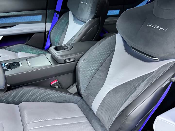 Фото 6 - HiPhi Z