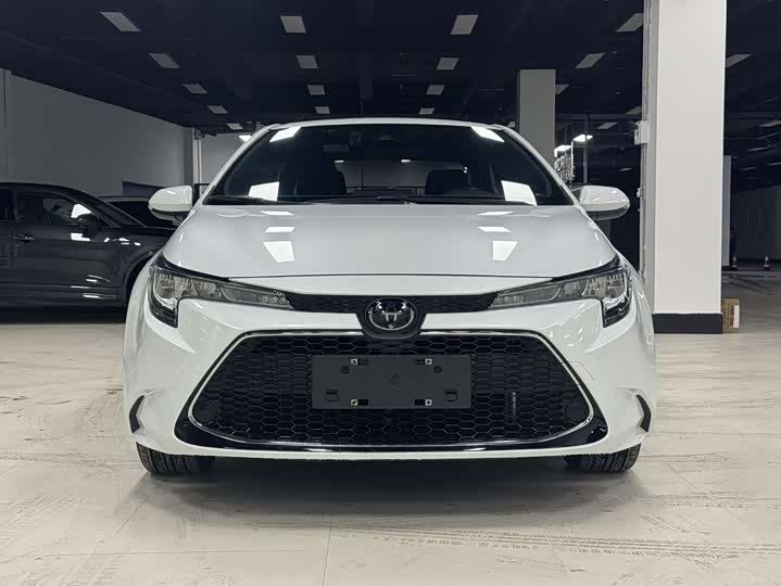 Фото 2 - Toyota Levin