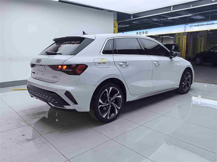 Фото 4 - Audi A3