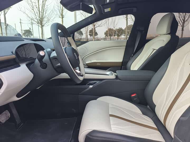 Фото 4 - Zeekr 007 GT