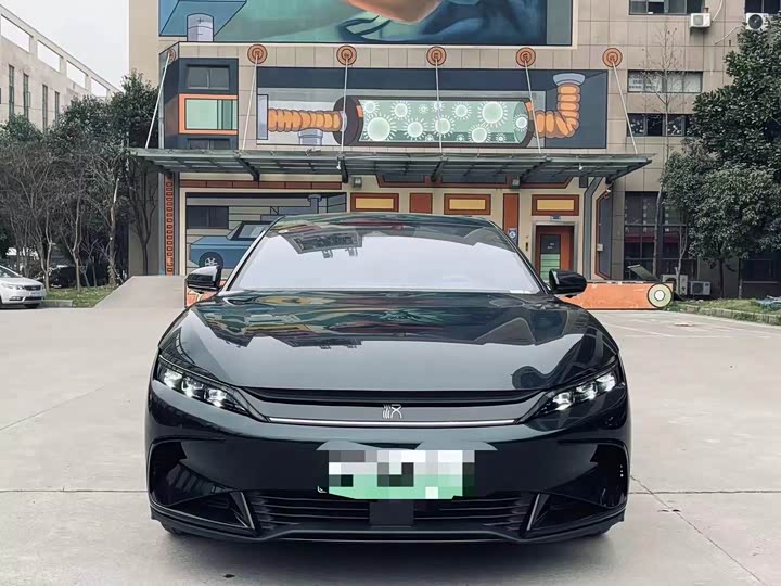 Фото 2 - BYD Han