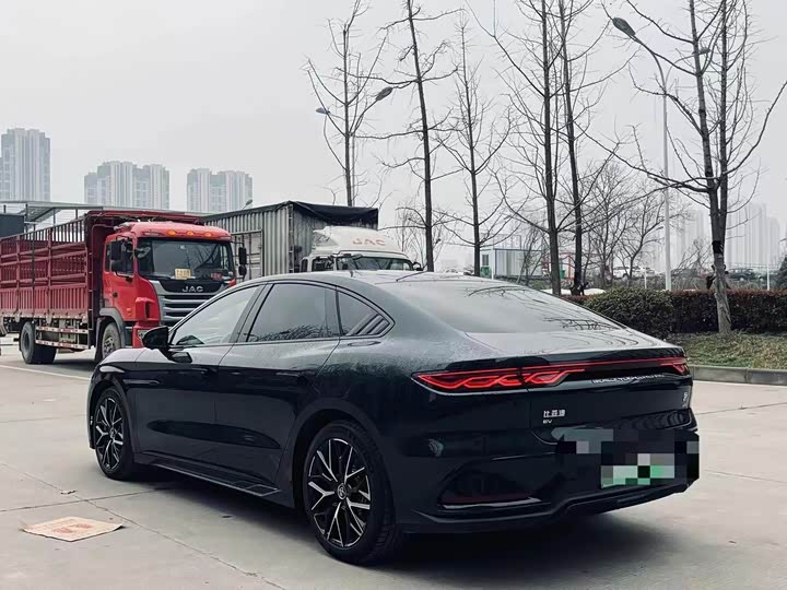 Фото 9 - BYD Han