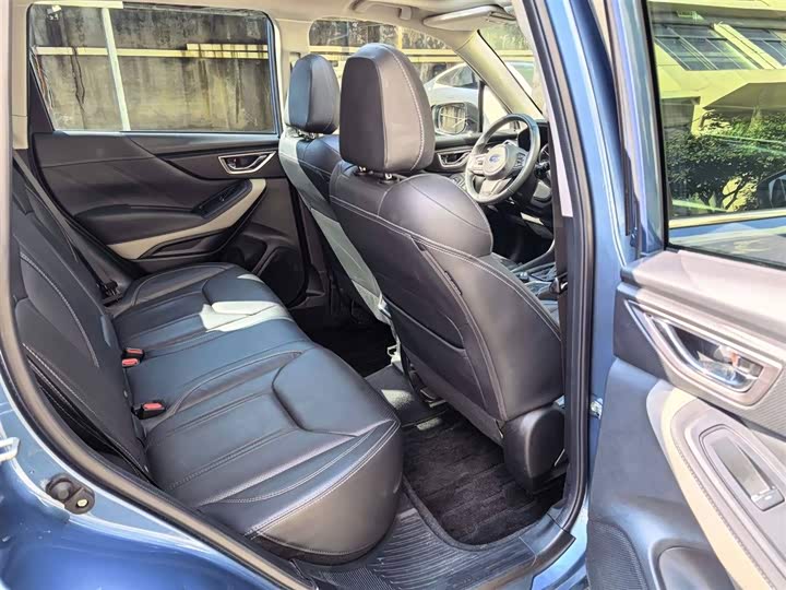 Фото 6 - Subaru Forester