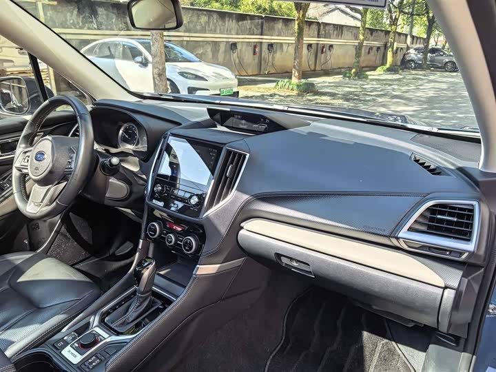 Фото 7 - Subaru Forester