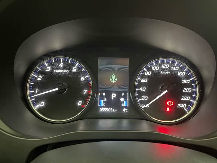 Фото 9 - Mitsubishi Outlander