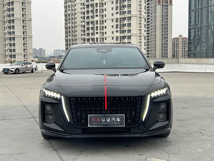 Фото 2 - Hongqi H5